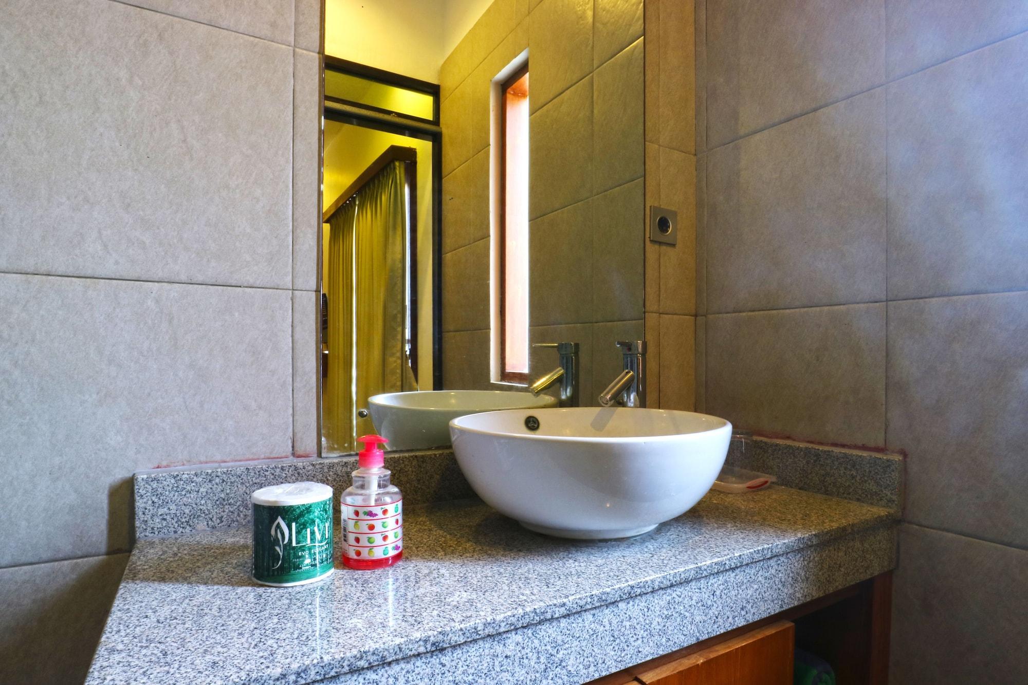 Saren Guest House Canggu Dış mekan fotoğraf