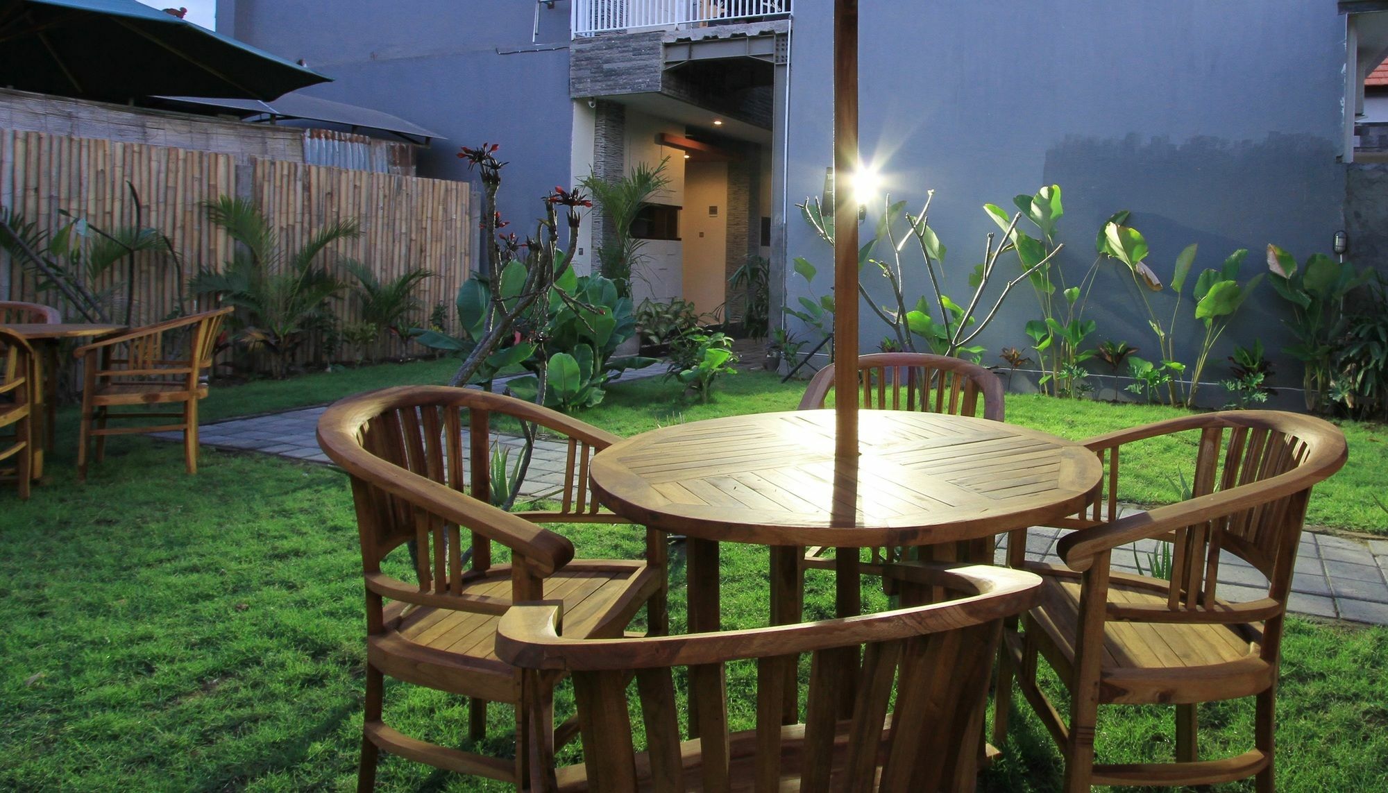 Saren Guest House Canggu Dış mekan fotoğraf