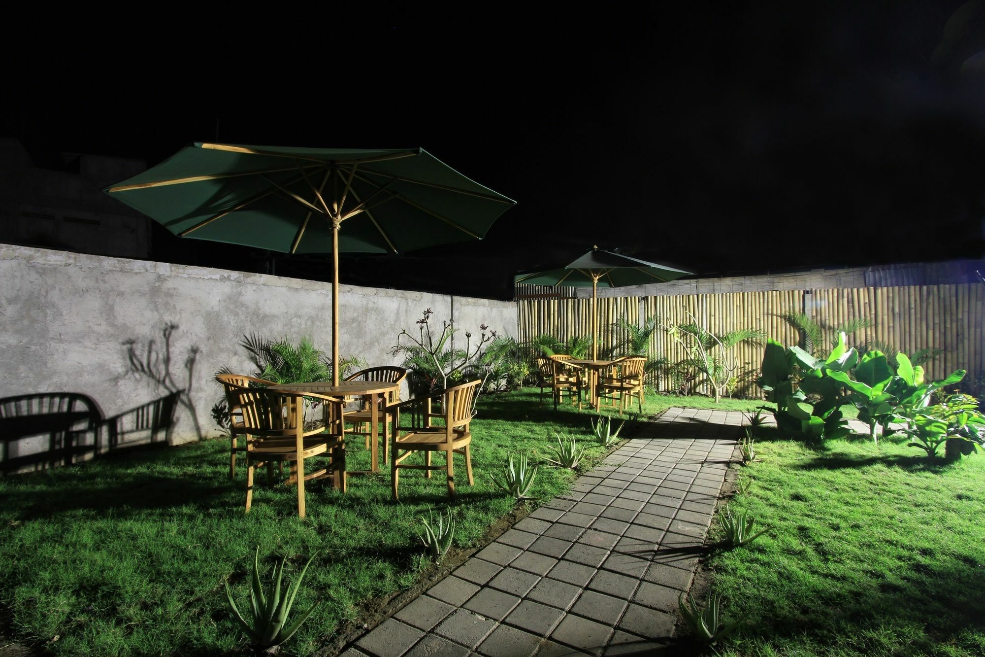 Saren Guest House Canggu Dış mekan fotoğraf