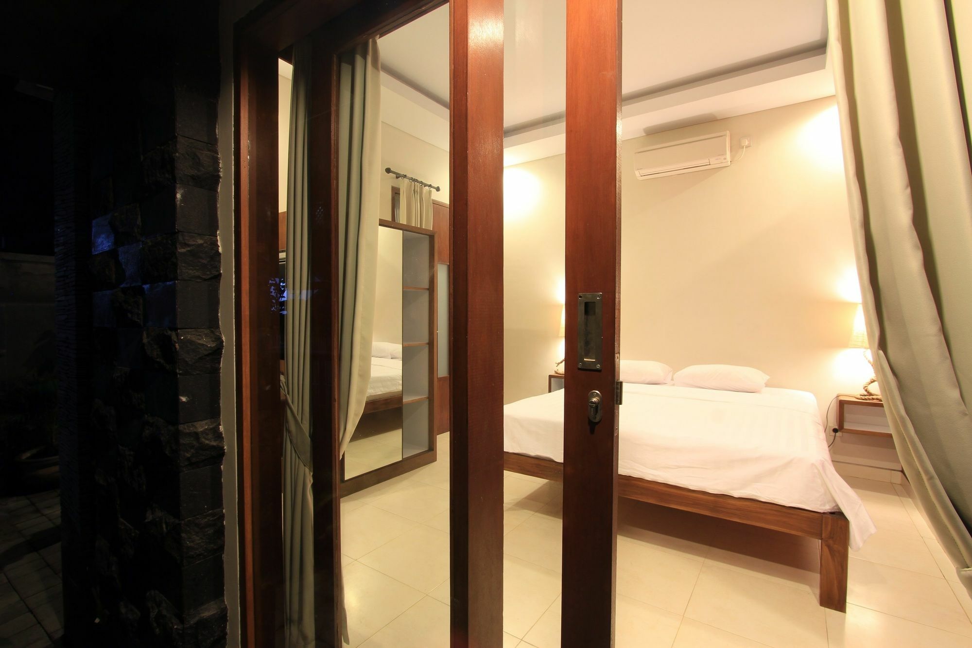 Saren Guest House Canggu Dış mekan fotoğraf
