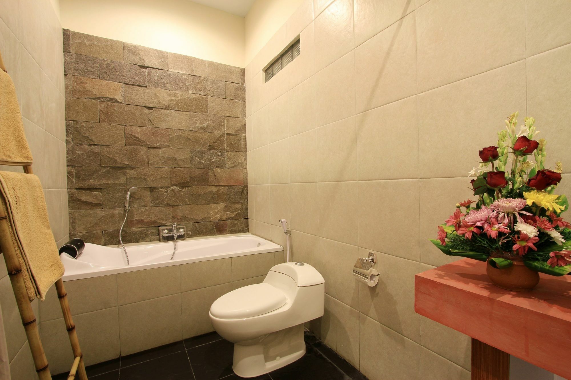 Saren Guest House Canggu Dış mekan fotoğraf