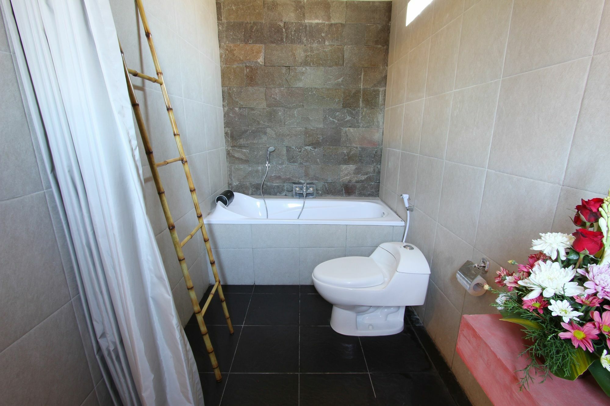 Saren Guest House Canggu Dış mekan fotoğraf